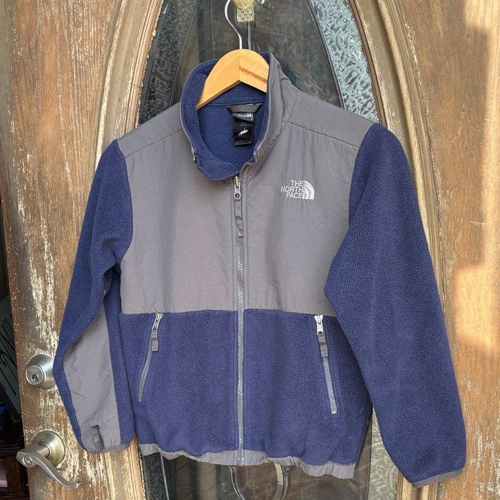 The North Face Denali Jacket! Youth 10/12